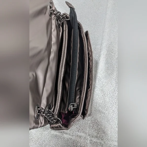 Think Royln metallic puffer bag - Picture 4 of 6